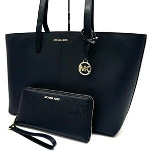 Michael Kors Medium Jet Set Travel Zip Tote Bag & Continental Wallet Black/Gold